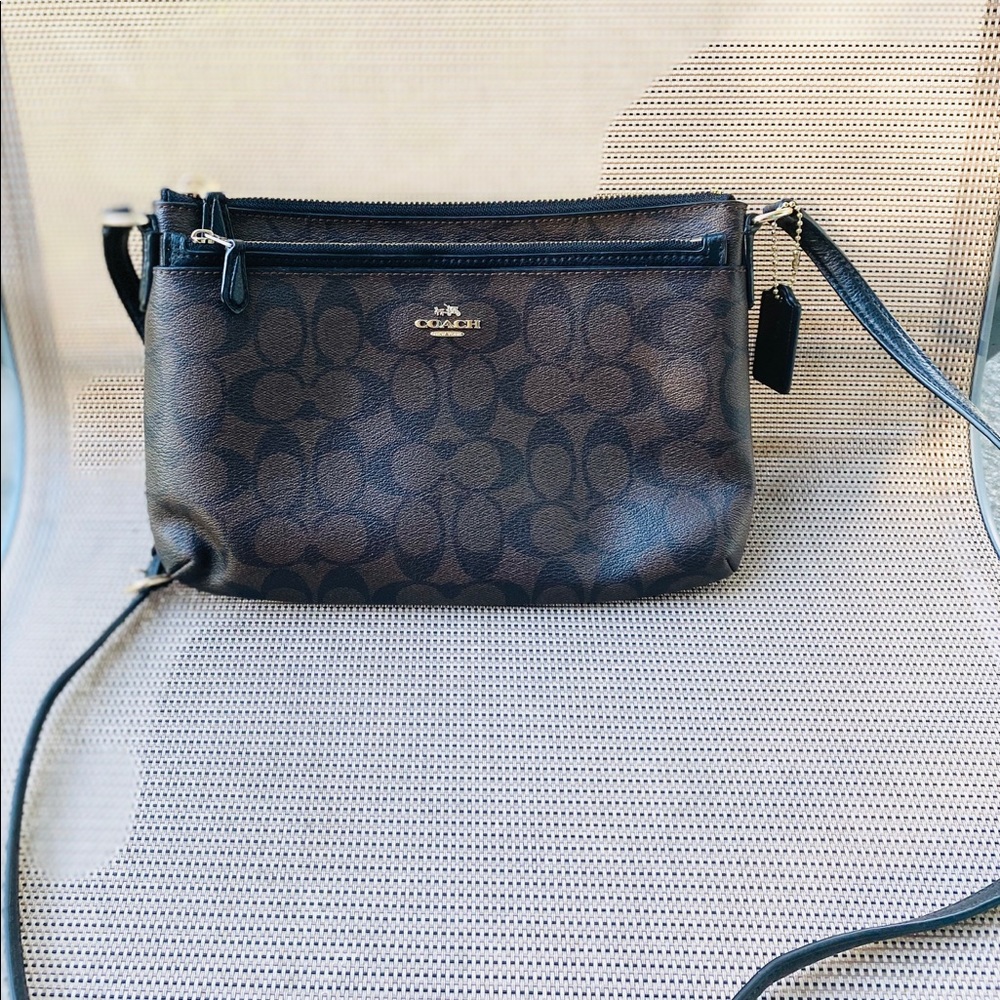 Authentic Coach crossbody